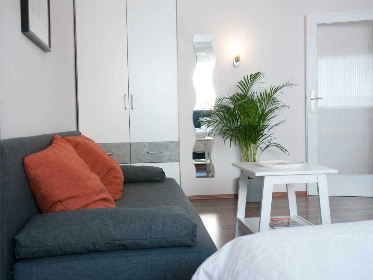 Spacious 2rooms Area Apartment Wien