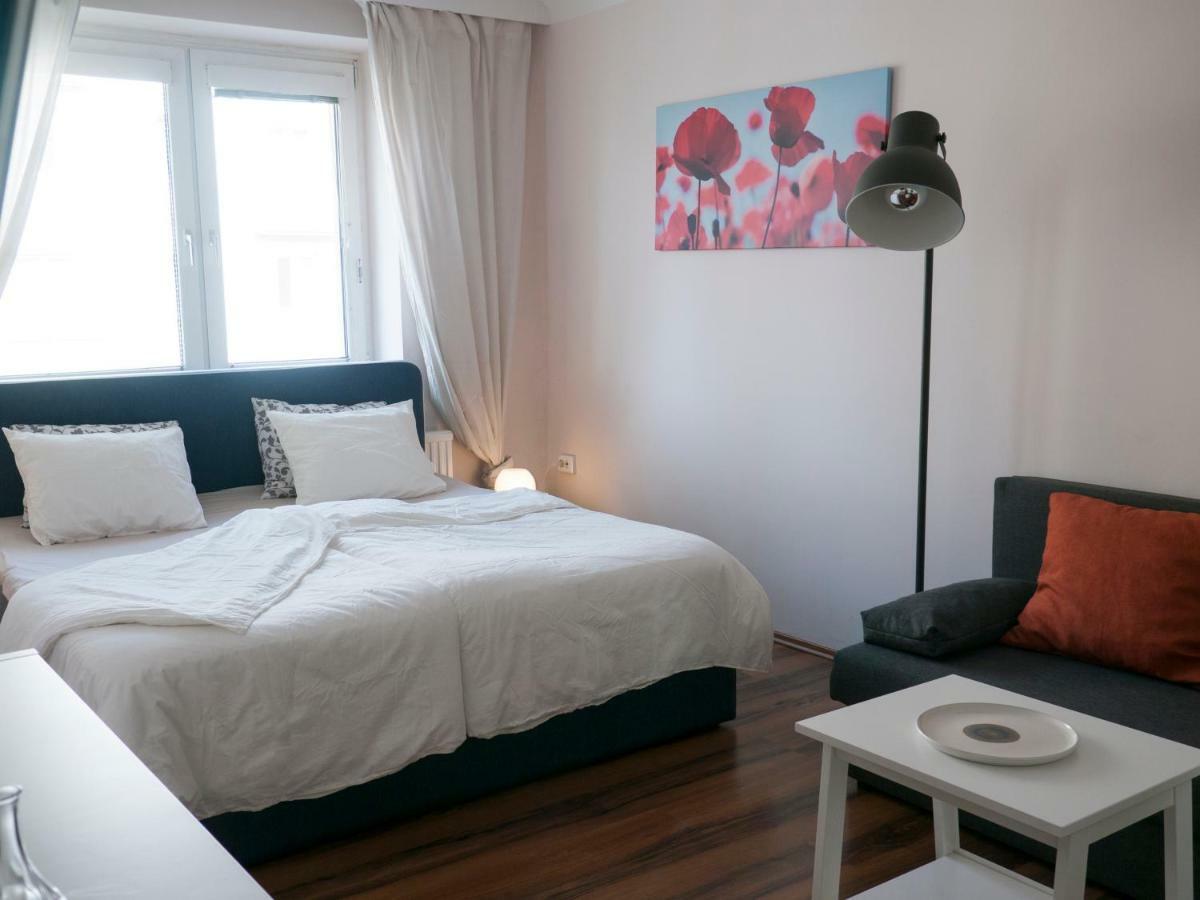 Spacious 2rooms Area Appartement *